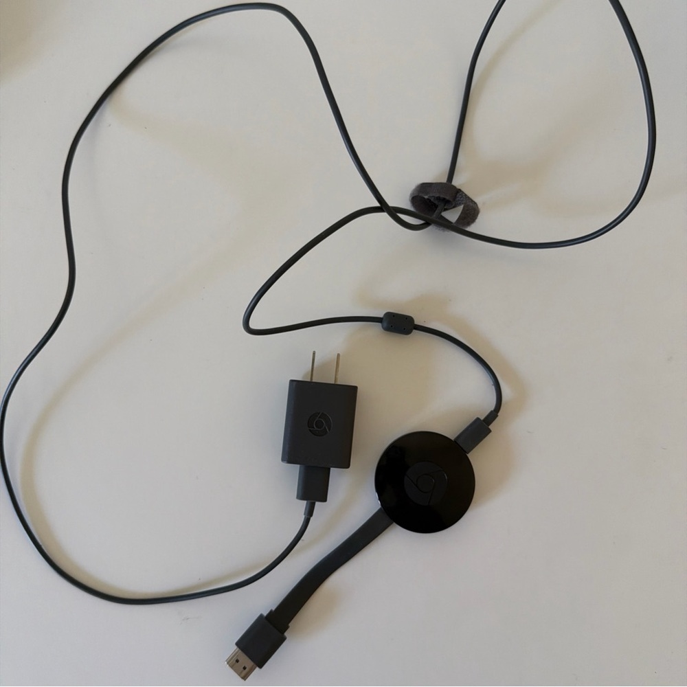 Google Chromecast Second Generation HDMI Cable - Picture 2 of 3